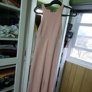 New Vera Wang Open Back Cream Gown